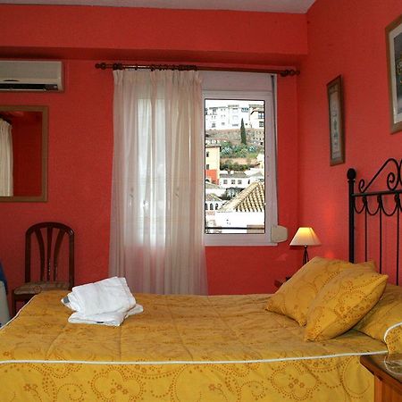 Hostal Londres Granada Exterior photo