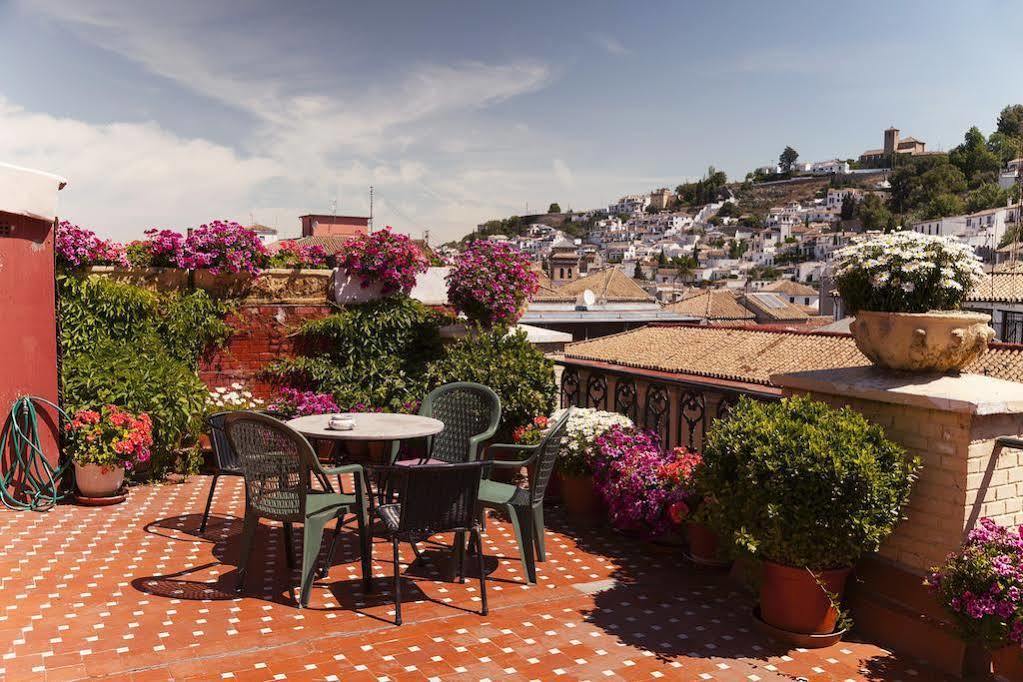 Hostal Londres Granada Exterior photo